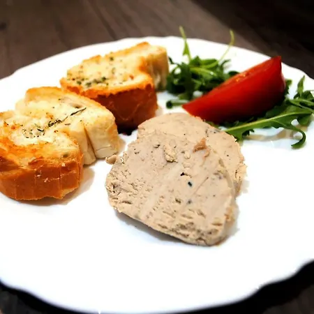 Nova سبيشسكا ستارا فيس